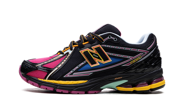 New Balance 1906R Black/Pink
